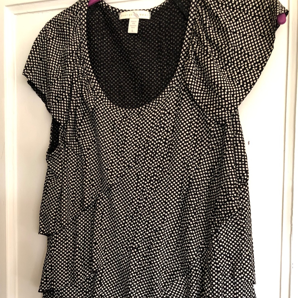 RUFFLED SLEEVELESS POLKA DOT TOP, BLACK/WHITE, L